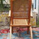Fauteuil pliant canné en bois massif