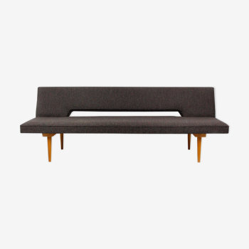 Mid-Century Sofa or Daybed by Miroslav Navratil, 1960s