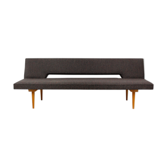 Mid-Century Sofa or Daybed by Miroslav Navratil, 1960s