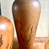 Paire de vases en bois