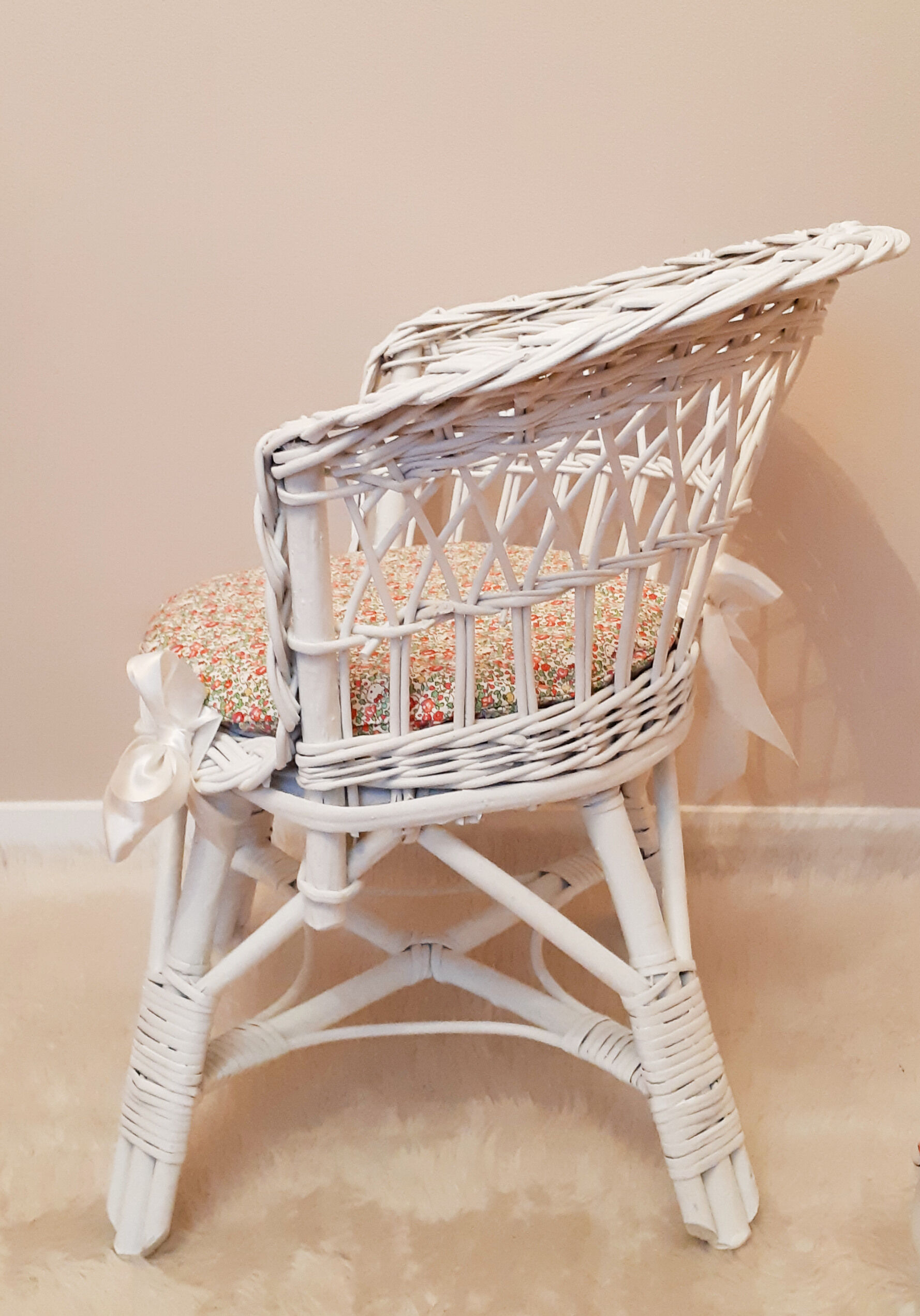 Child armchair in rattan