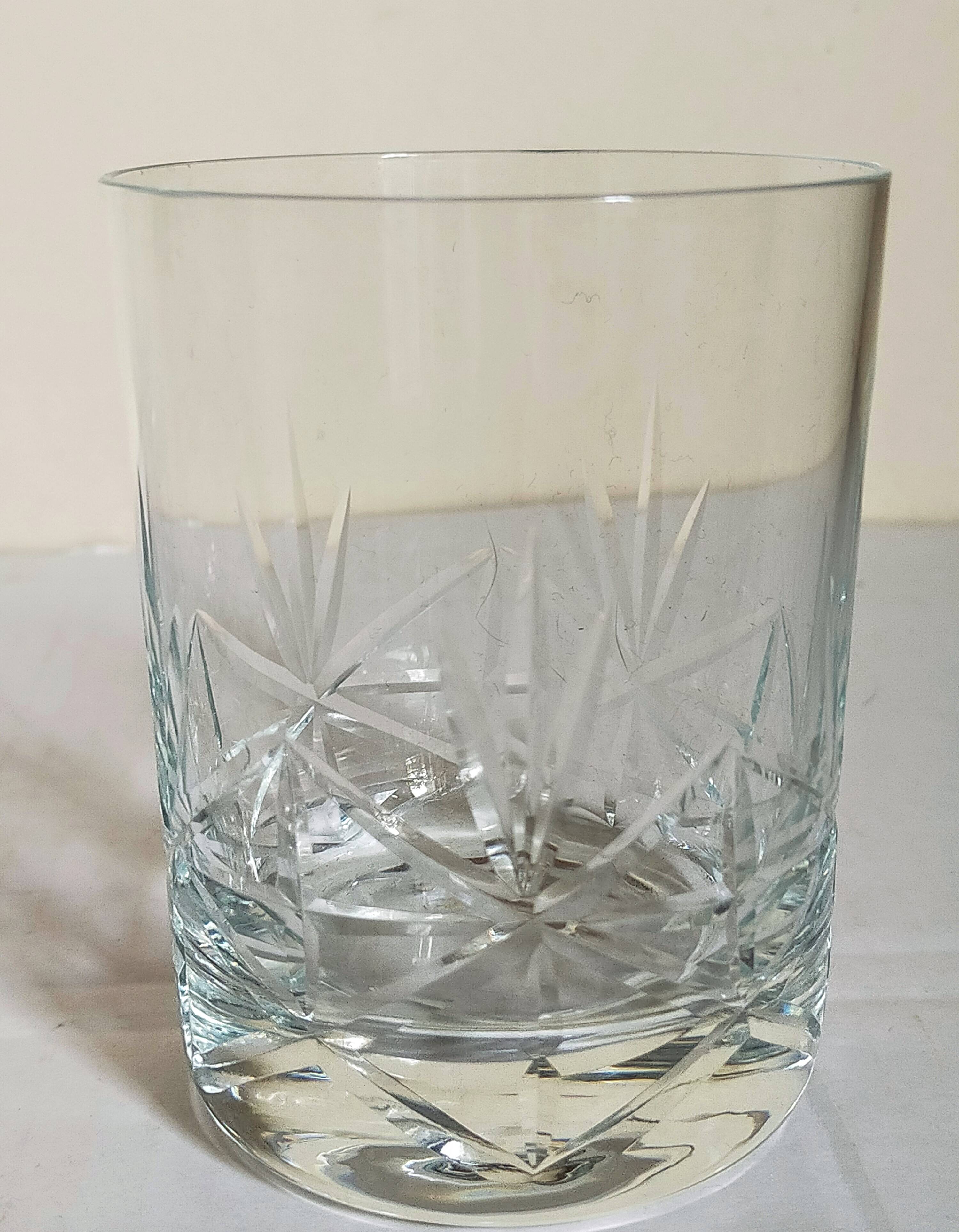 Five timpani glasses with vintage crystal stars