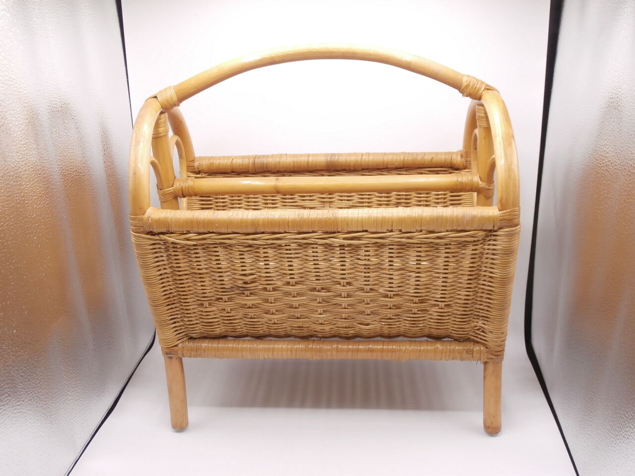 Magazine rack wicker and rattan
