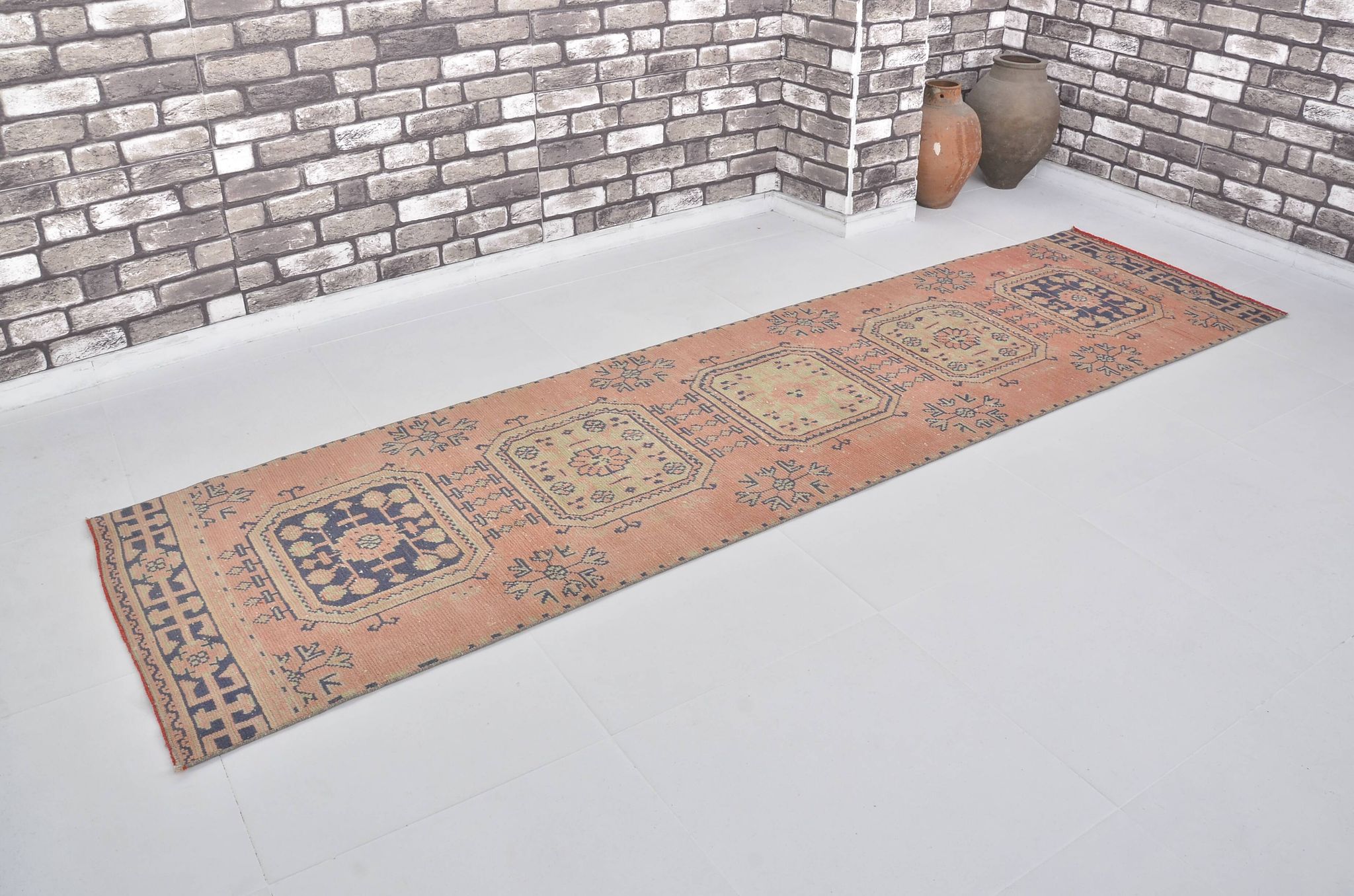 Tapis de couloir vintage turc 2482