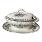 Sauce boat Terre de Fer Société Céramique Maestricht model Thistle made in Holland late nineteenth century