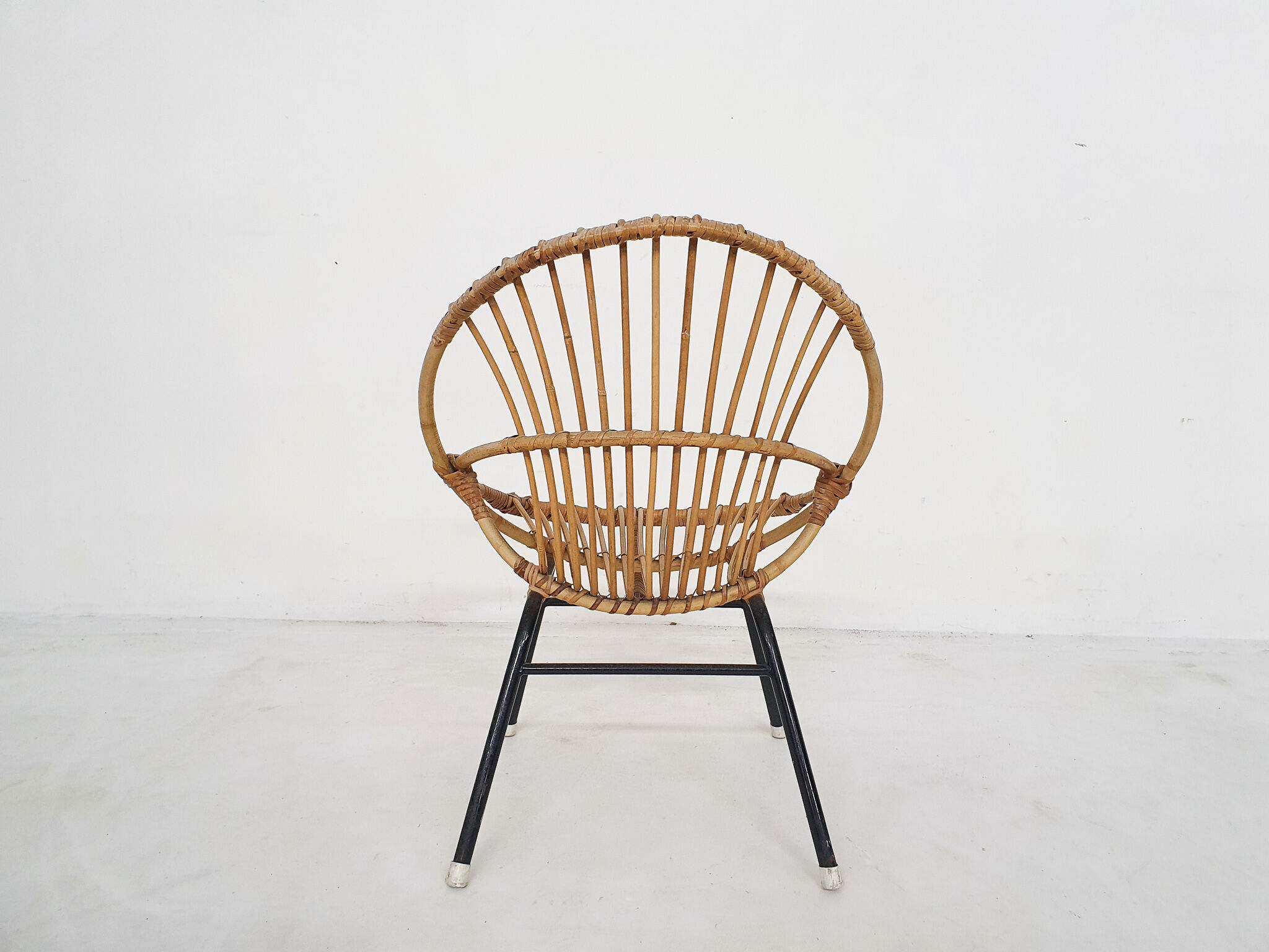 Rohe Noordwolde rattan and metal lounge chair, The Netherlands 1950's