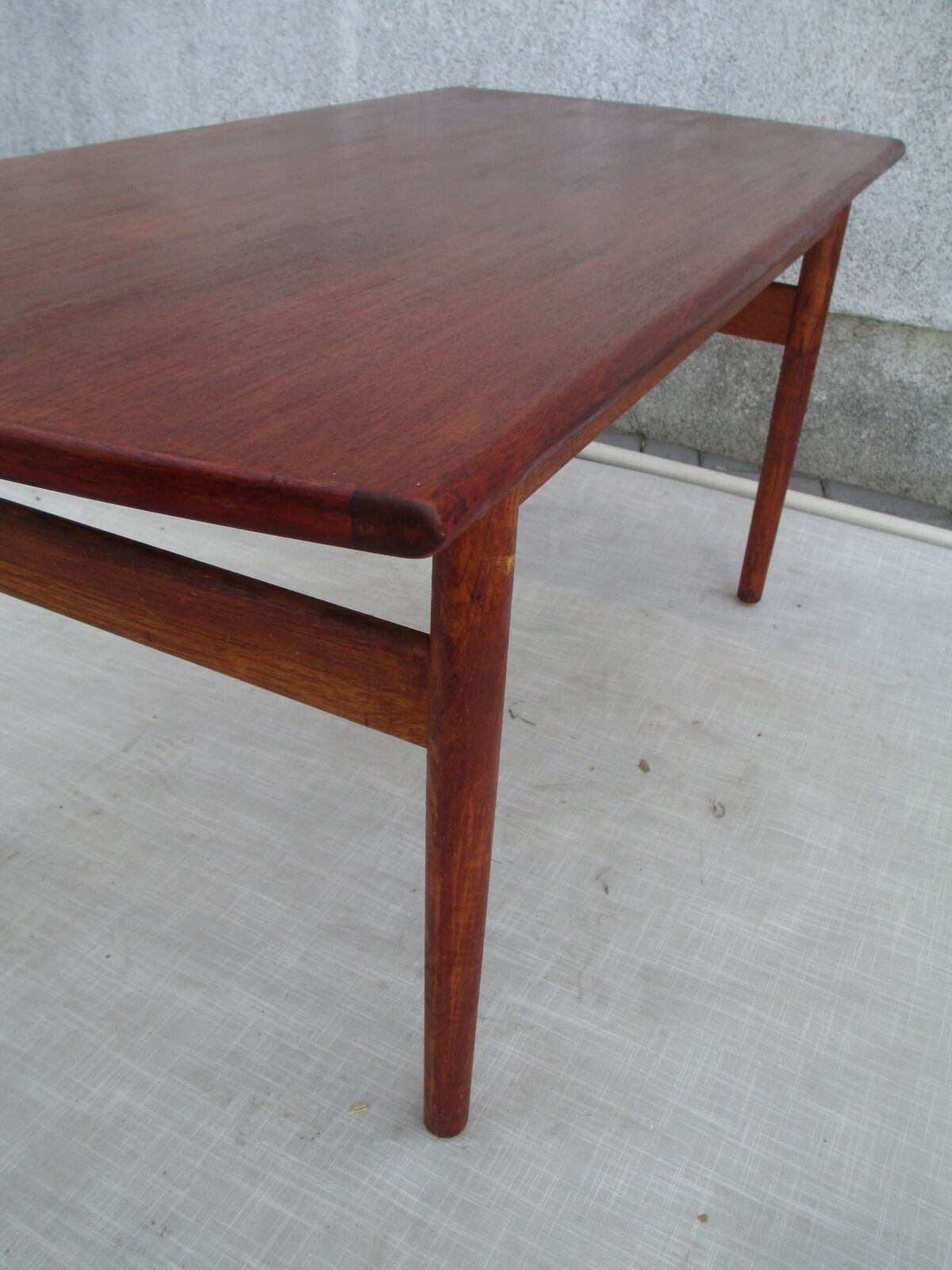 Table basse Suède années 1970