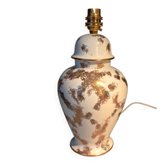 Fine porcelain lamp gilded with gold by Laure Selignac, Paris.