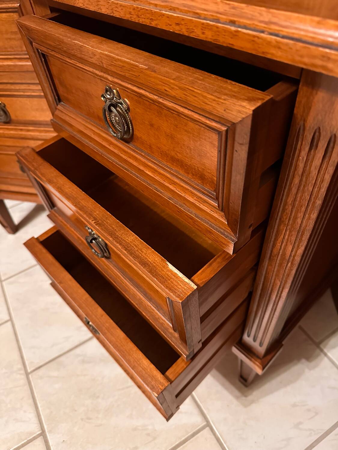 Vintage dresser bedside tables