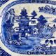 Octagonal dish in hand-painted porcelain, 18th century.