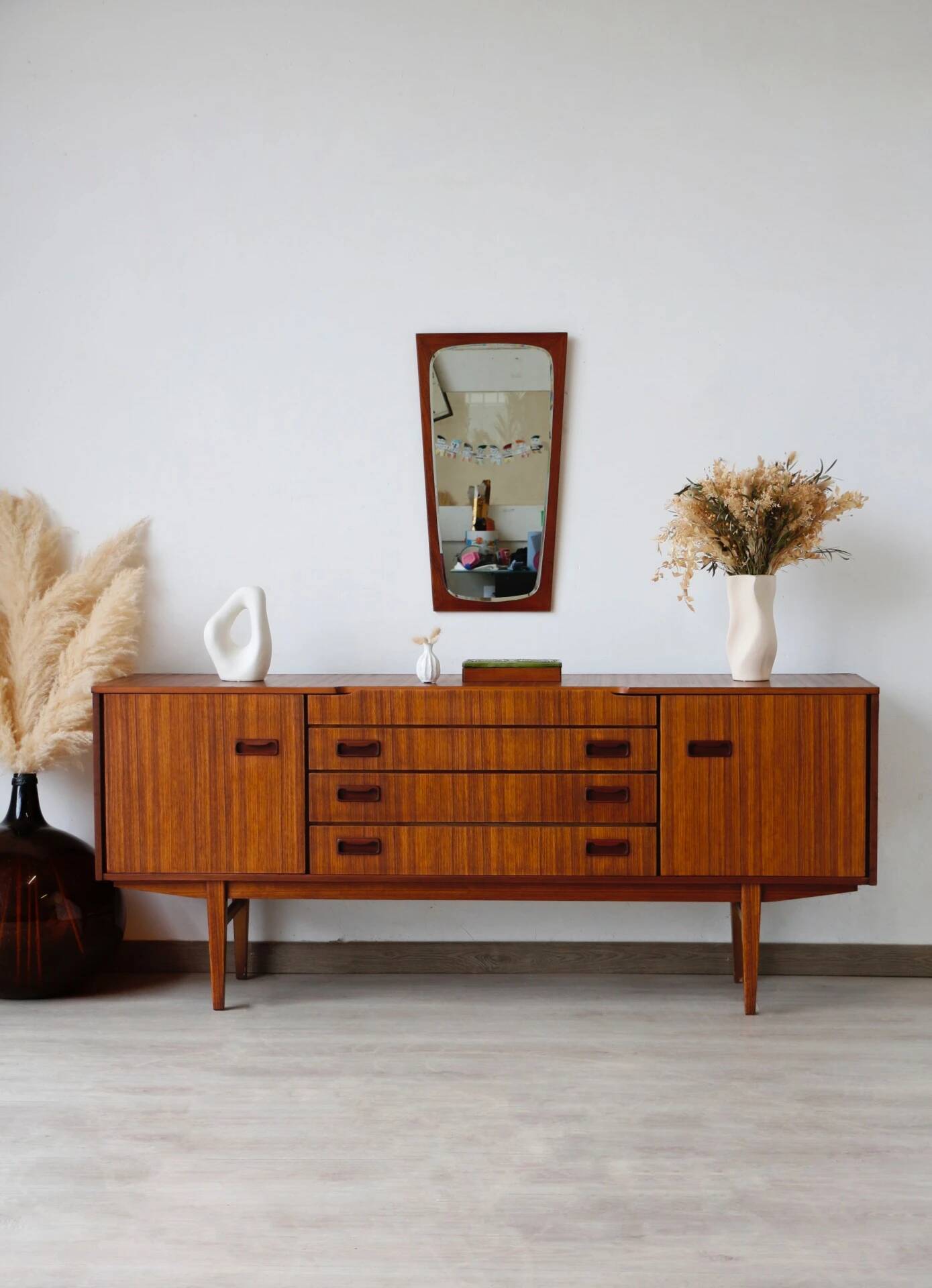 Vintage teak enfilade Beautility | Restored 1960s design