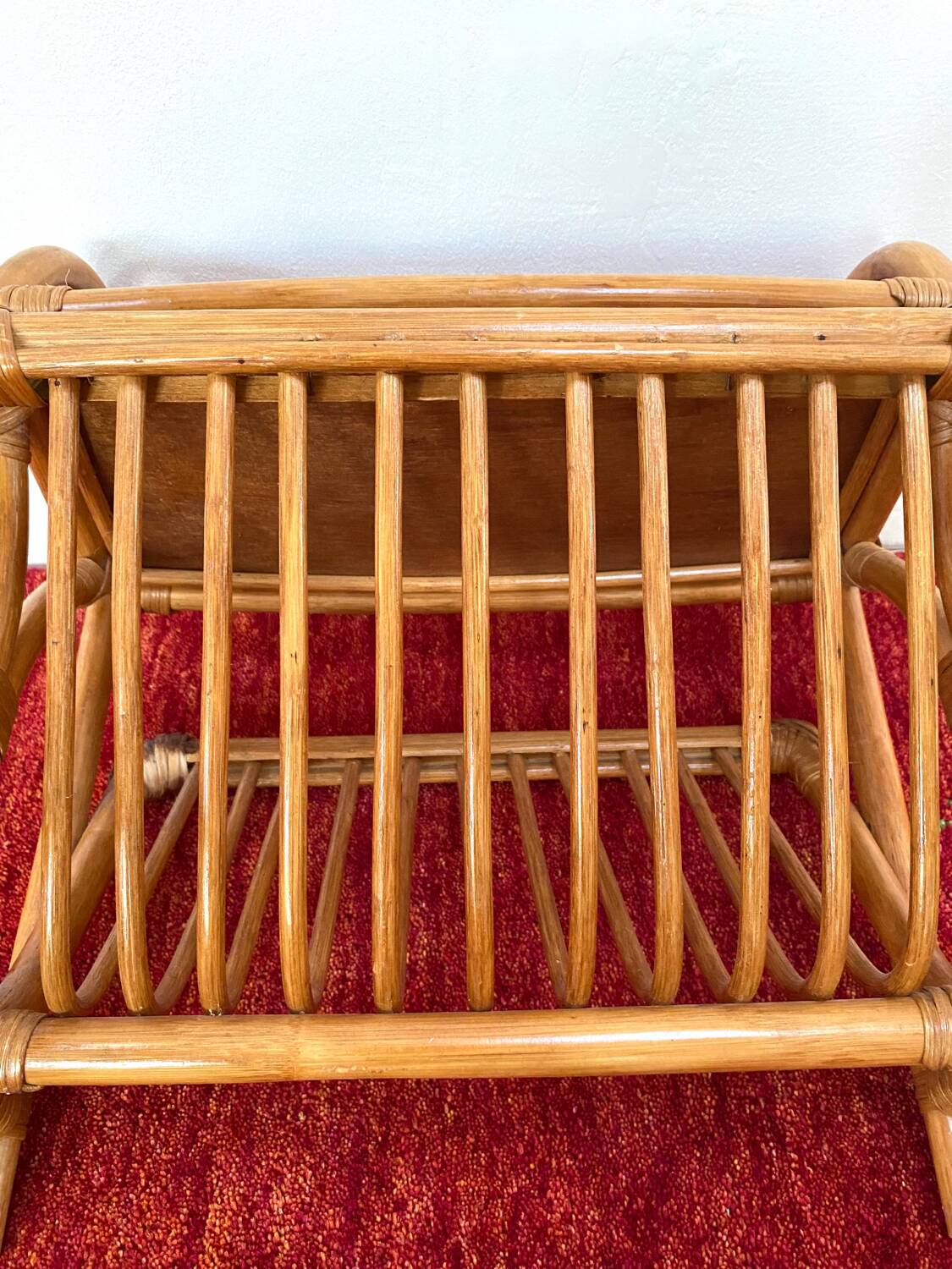 Magazine rack / Bamboo rattan side table from the 70s