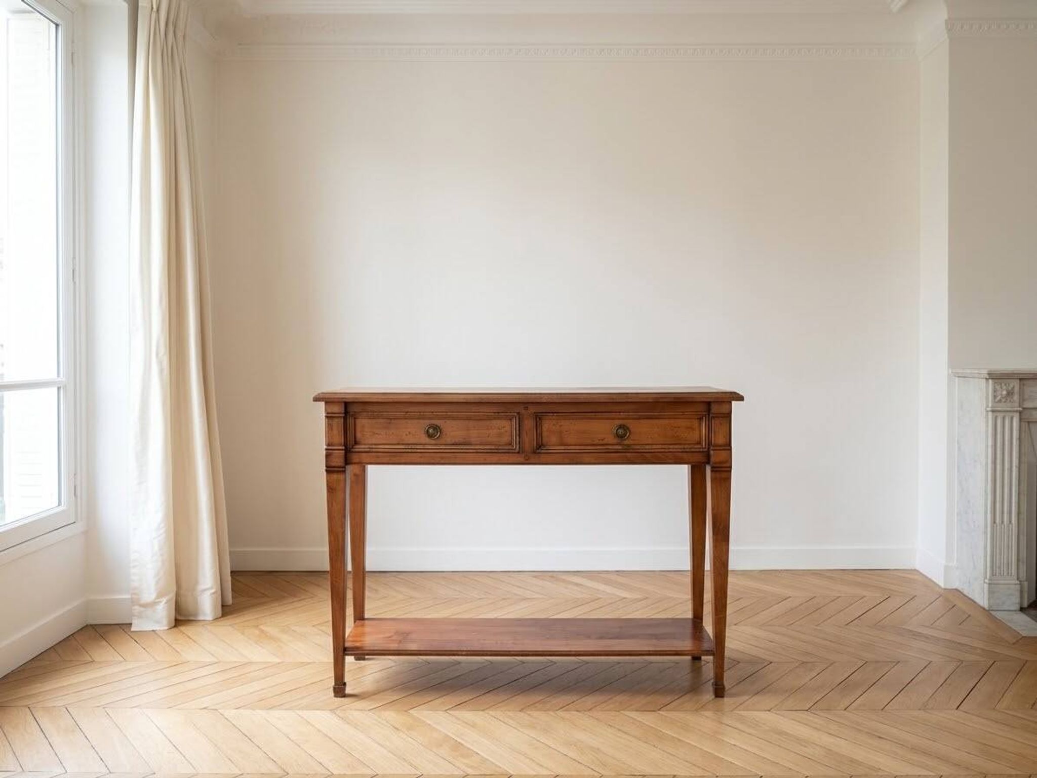 Louis Philippe solid wood console set