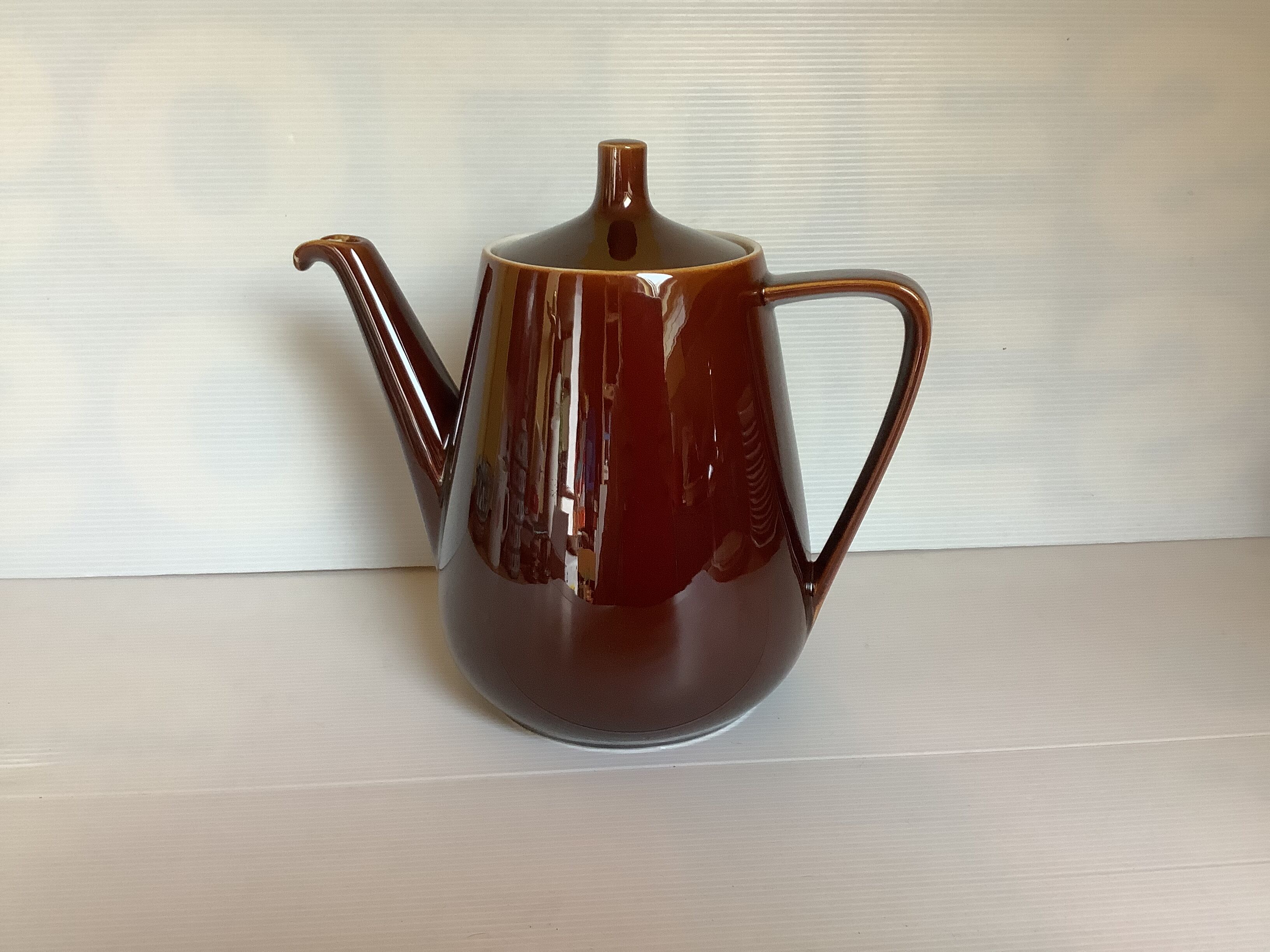 Villeroy & Boch brown antique coffee maker
