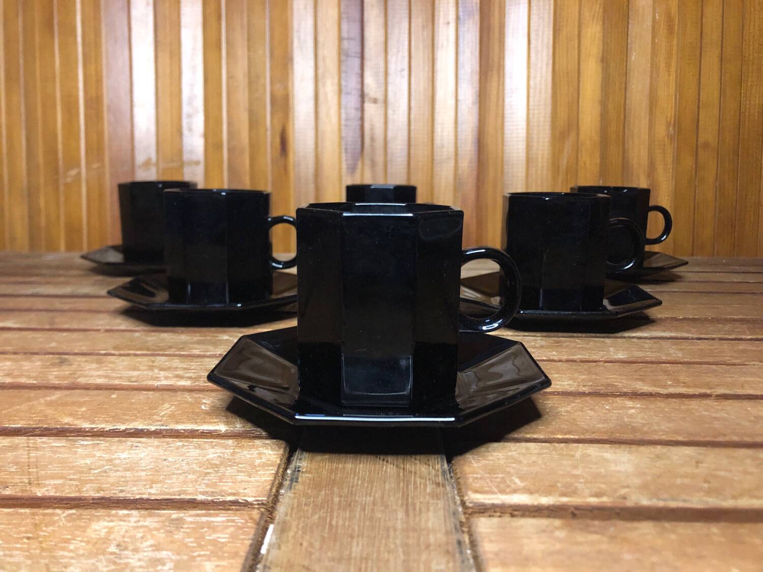 Series of 6 cups & saucers esso collection noire france vintage #a538