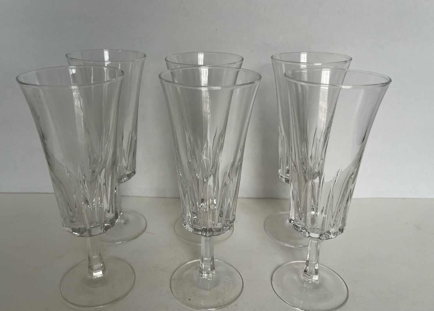 6 champagne flutes