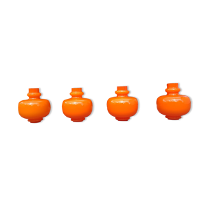 Suspensions en opaline