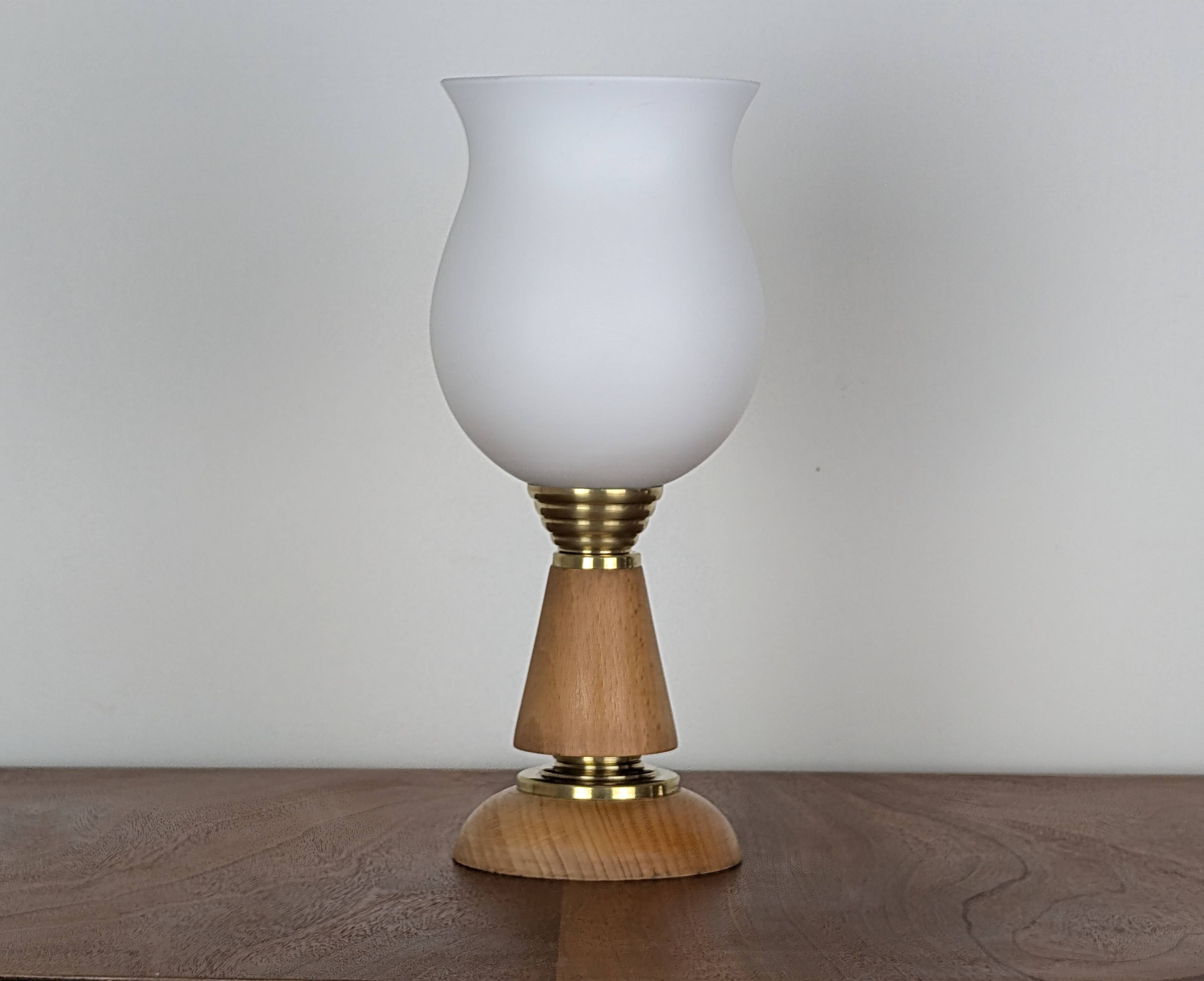Lampe bois et opaline