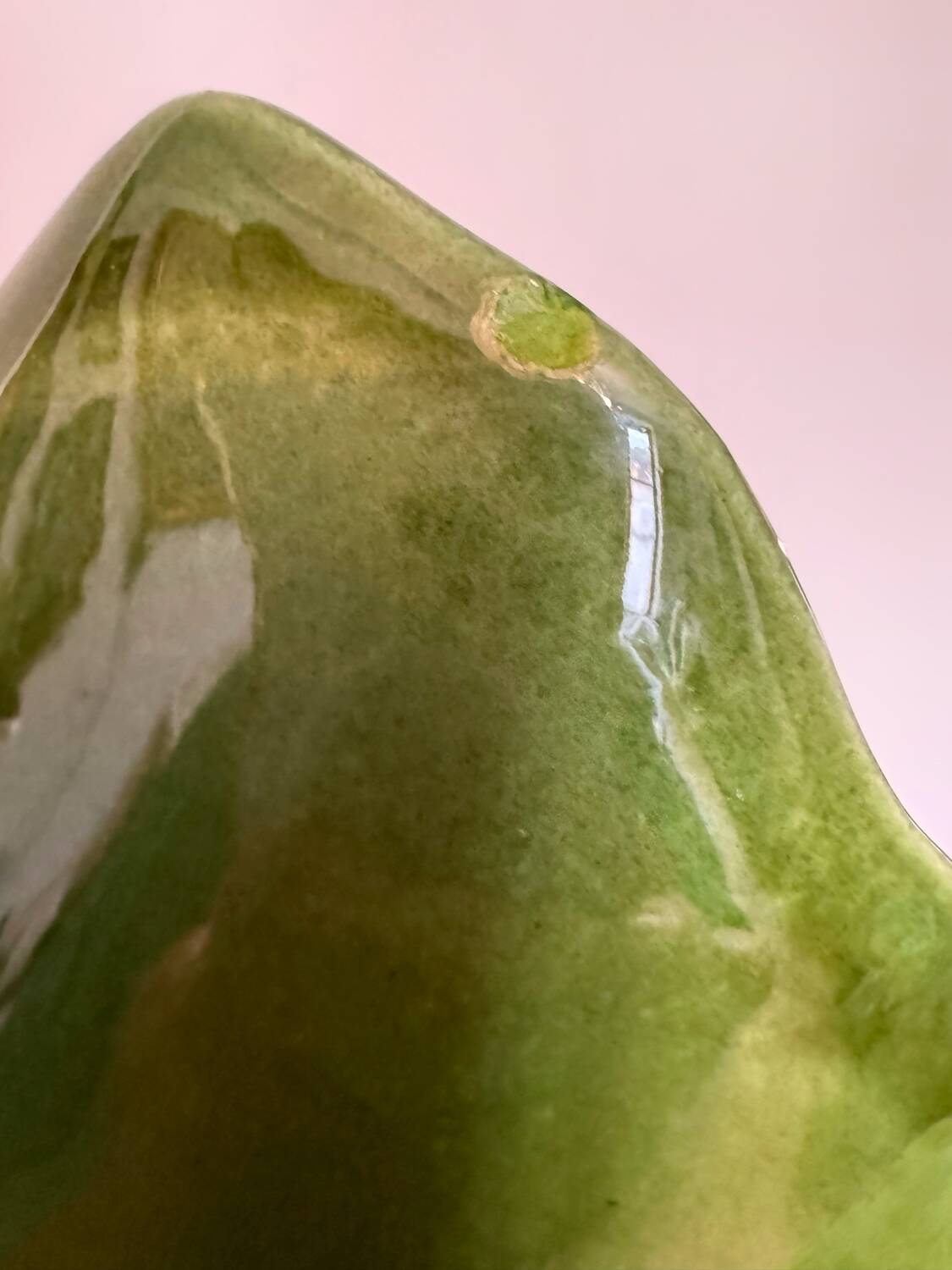 Large ceramic leaf cup from the 60s