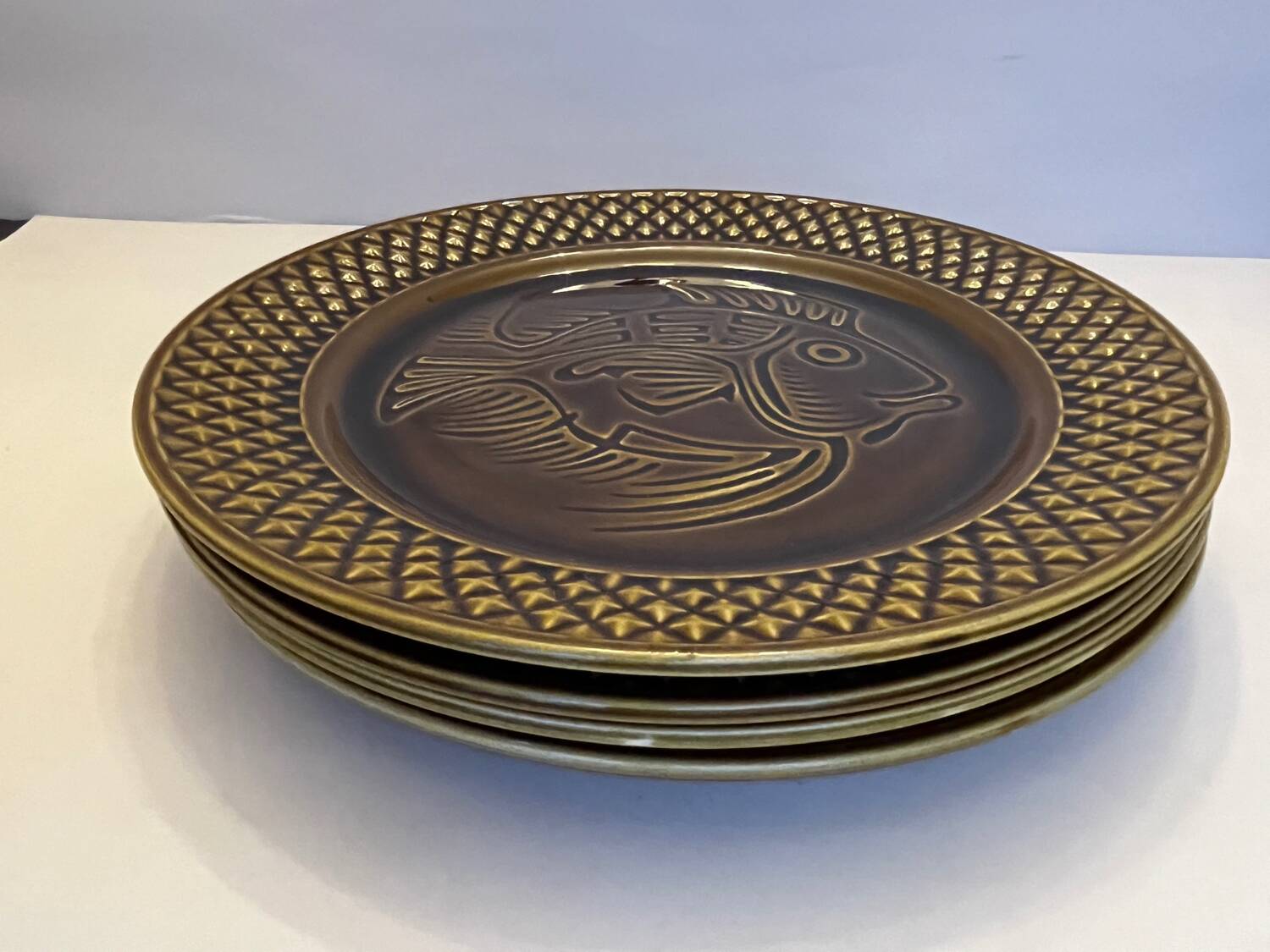 4 fish plates