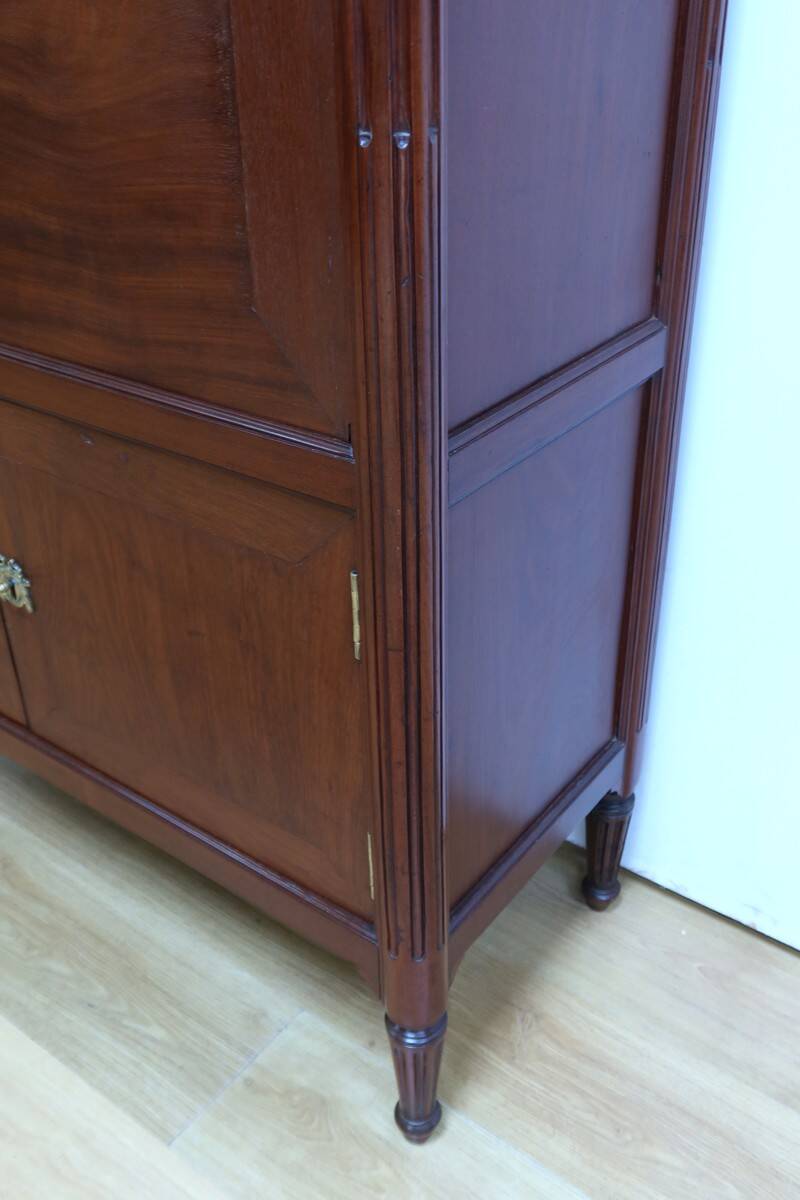 Secretary with a Mahogany Guillotine from Cuba, Louis XVI period – Late 18th century
