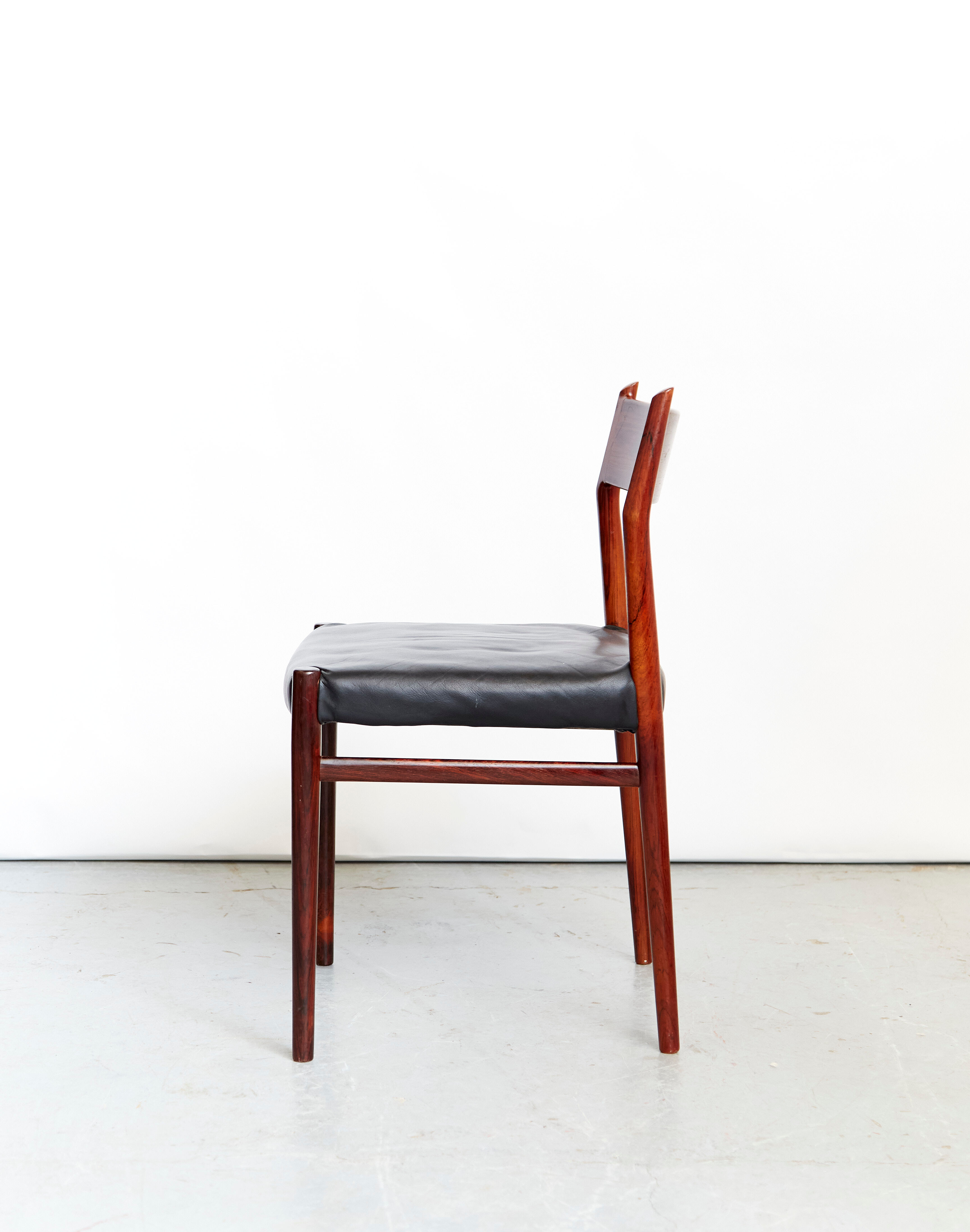 Arne Vodder dining chairs No.418 for Sibast