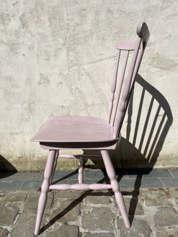 Chaise Baumann rose pâle