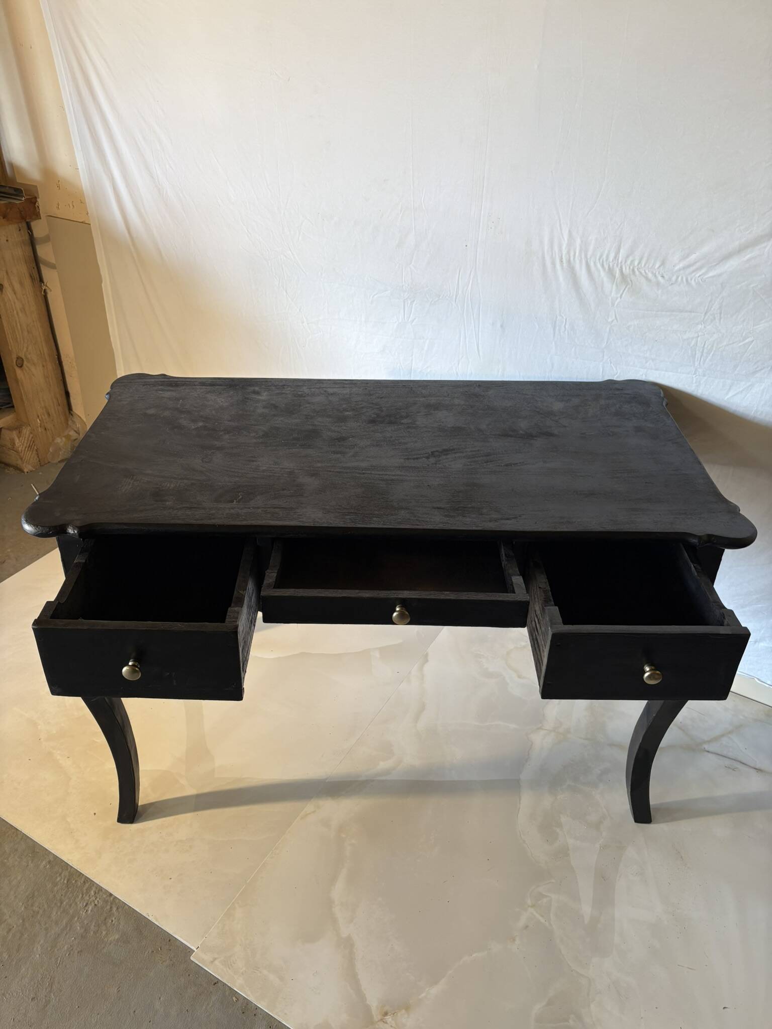 Antique black patinated desk – curved legs and chic country style