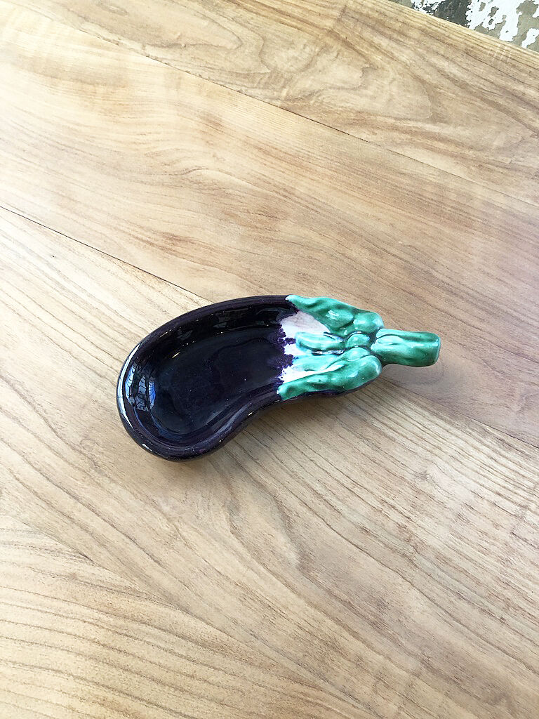 Vallauris "Aubergine" flat butter