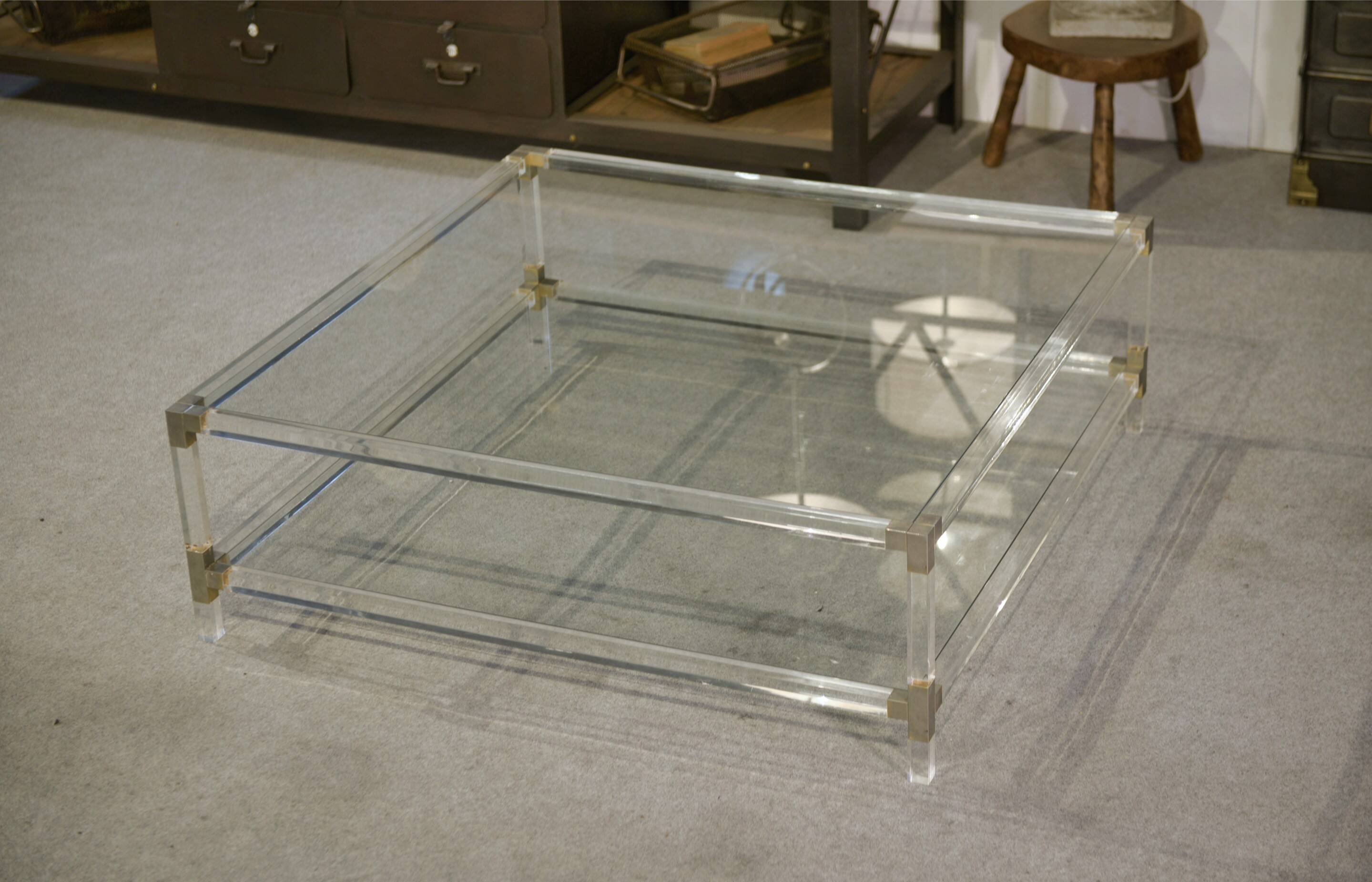 Large coffee table in polymethyl methacrylate 1970s