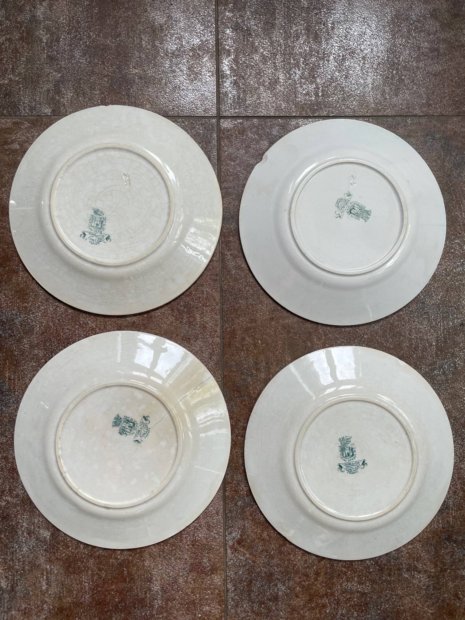 4 opaque porcelain dessert plates from Gien, Montigny model
