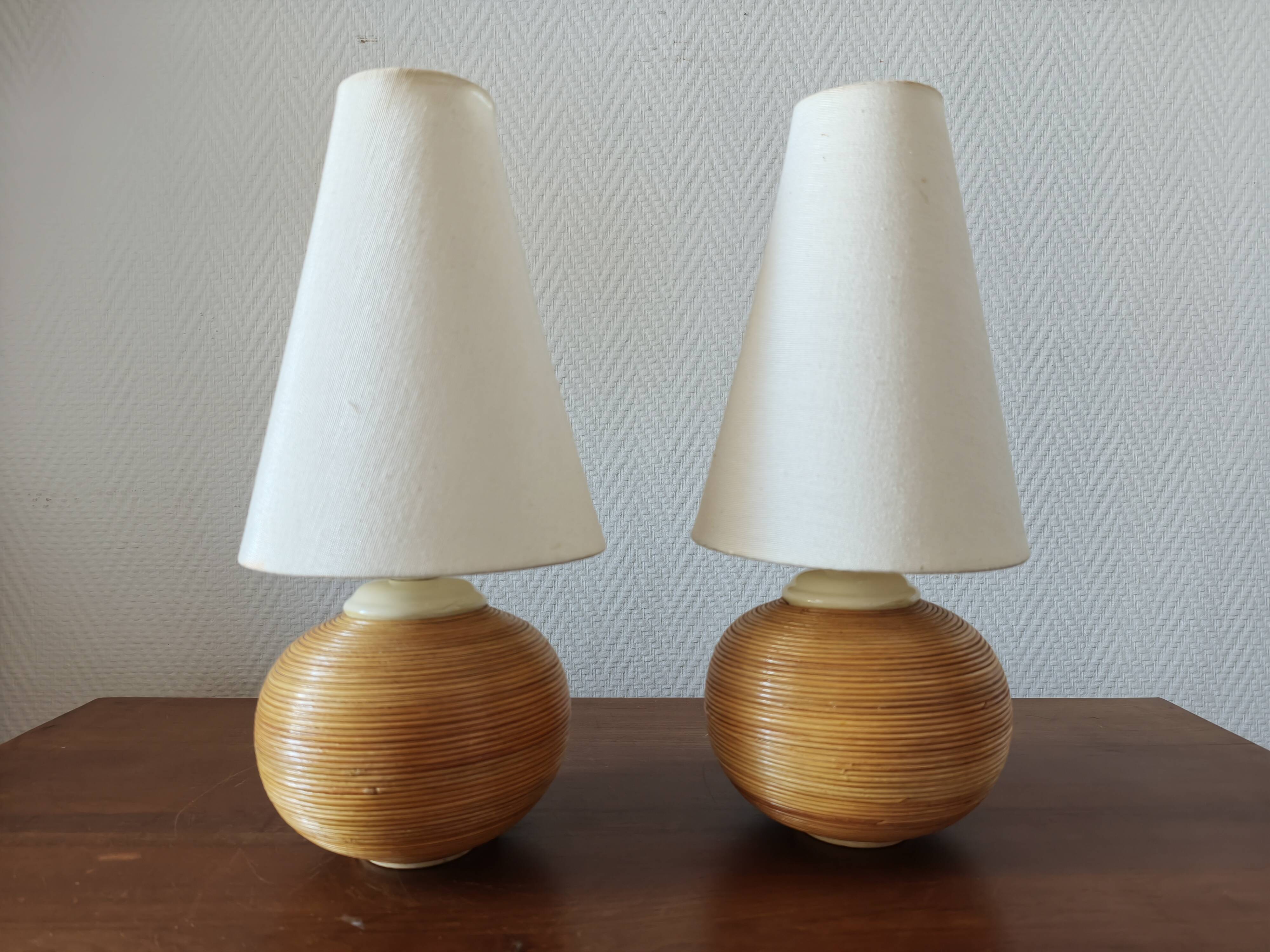 Pair of vintage lamps in rattan and ceramic