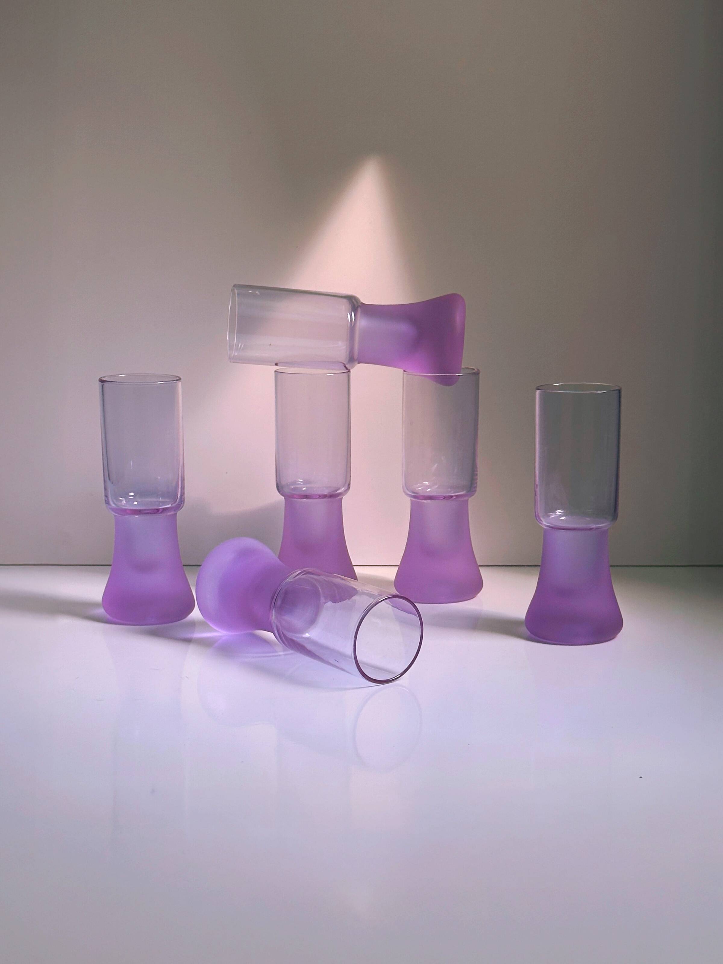 6 heavy stem Alexandrite Wine Glasses - Space Age 1970s