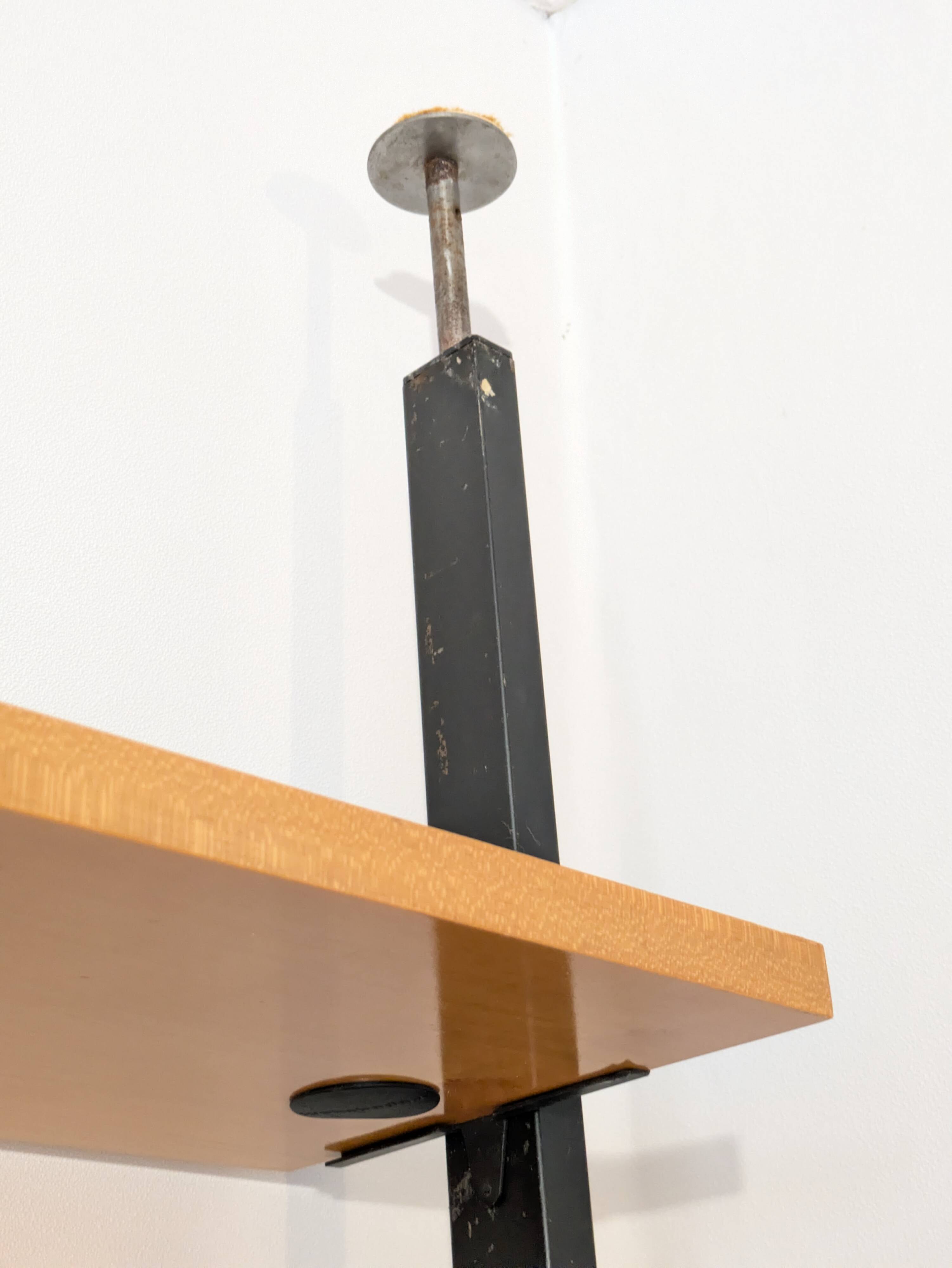 Étagère modulable sol-plafond pour Wohnbedarf, Suisse, 1960