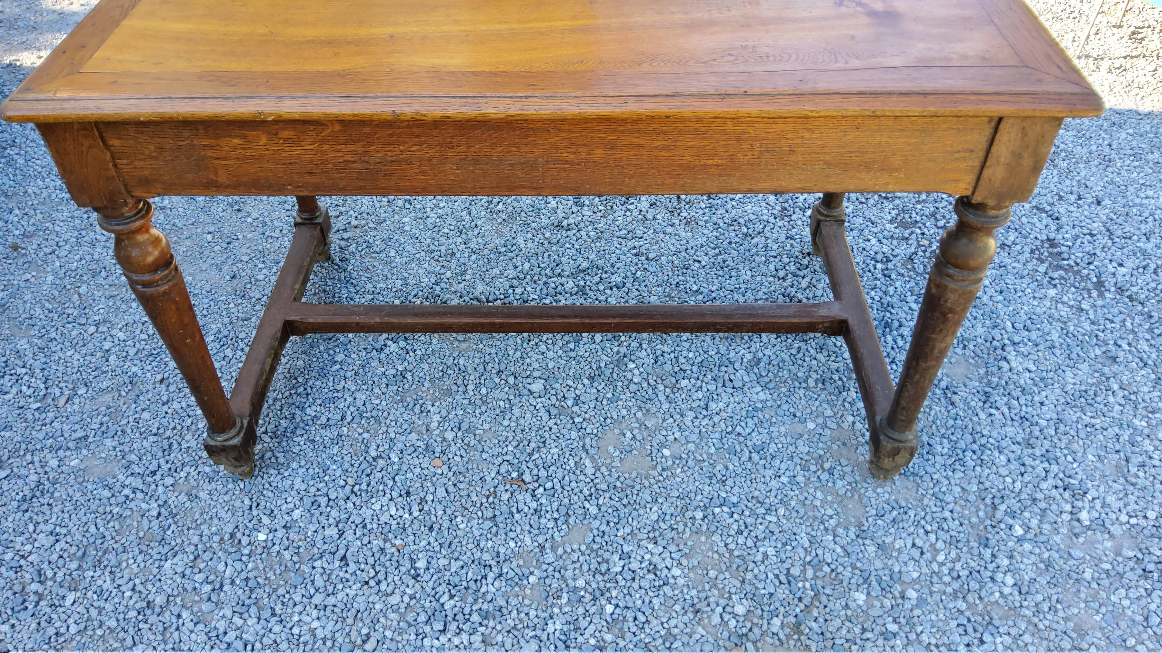 Blond oak desk from the 1900s/1920s 2 drawers feet Louis Philippe