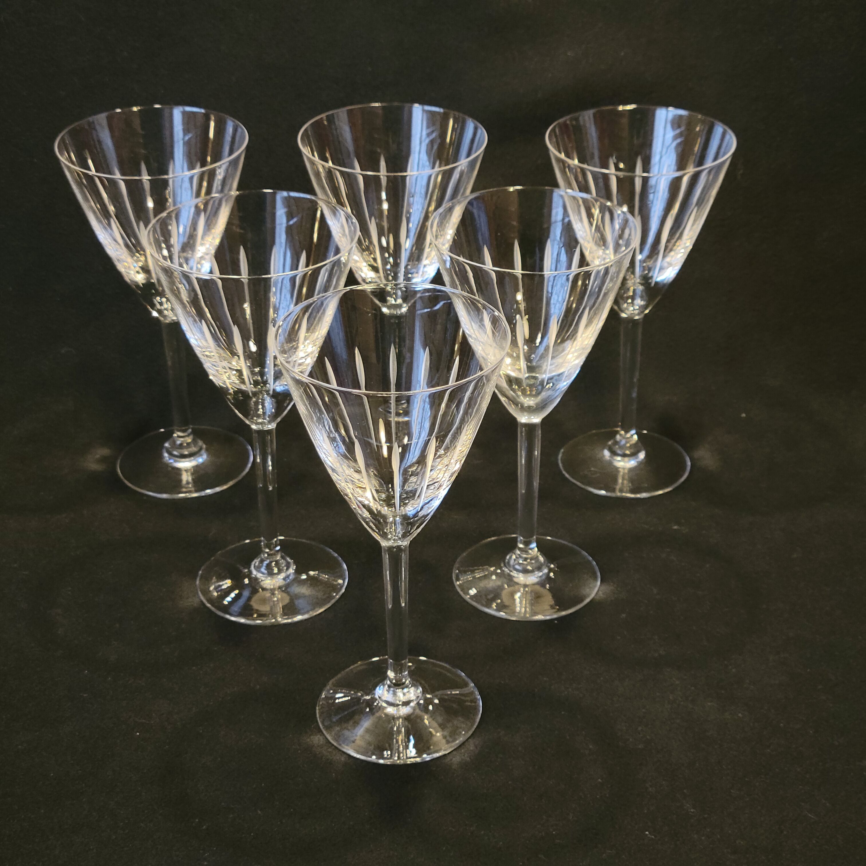 6 wine / port glasses in Baccarat cut crystal? 1930s