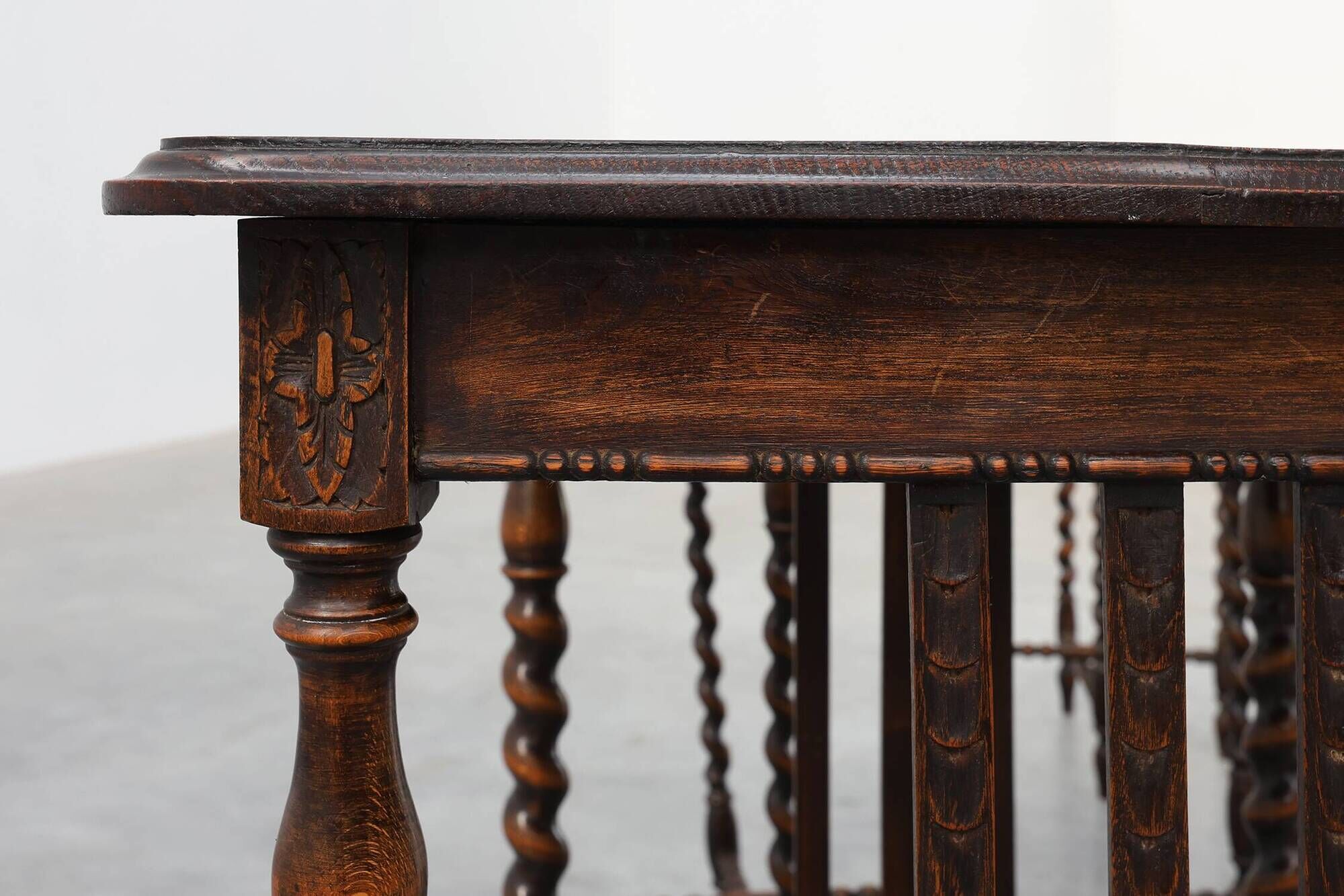 Set of Four Oak Barley Twist Nesting Tables, England, circa 1900n