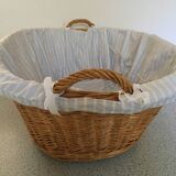 Wicker laundry basket