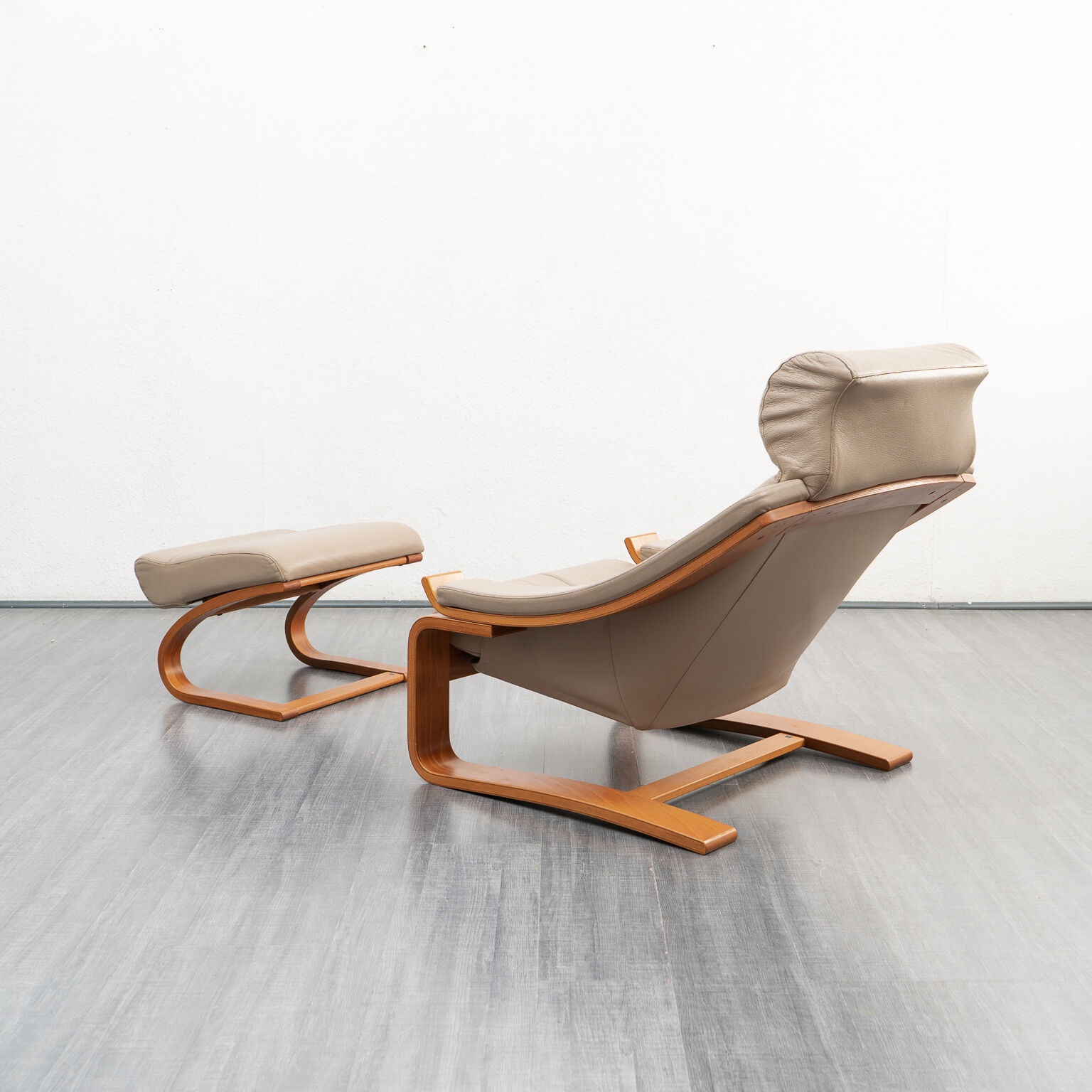 Lounge armchair with footrest, Scandinavian design, Kroken model, leather