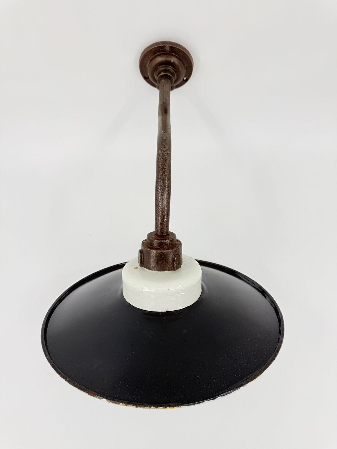 Court lamp