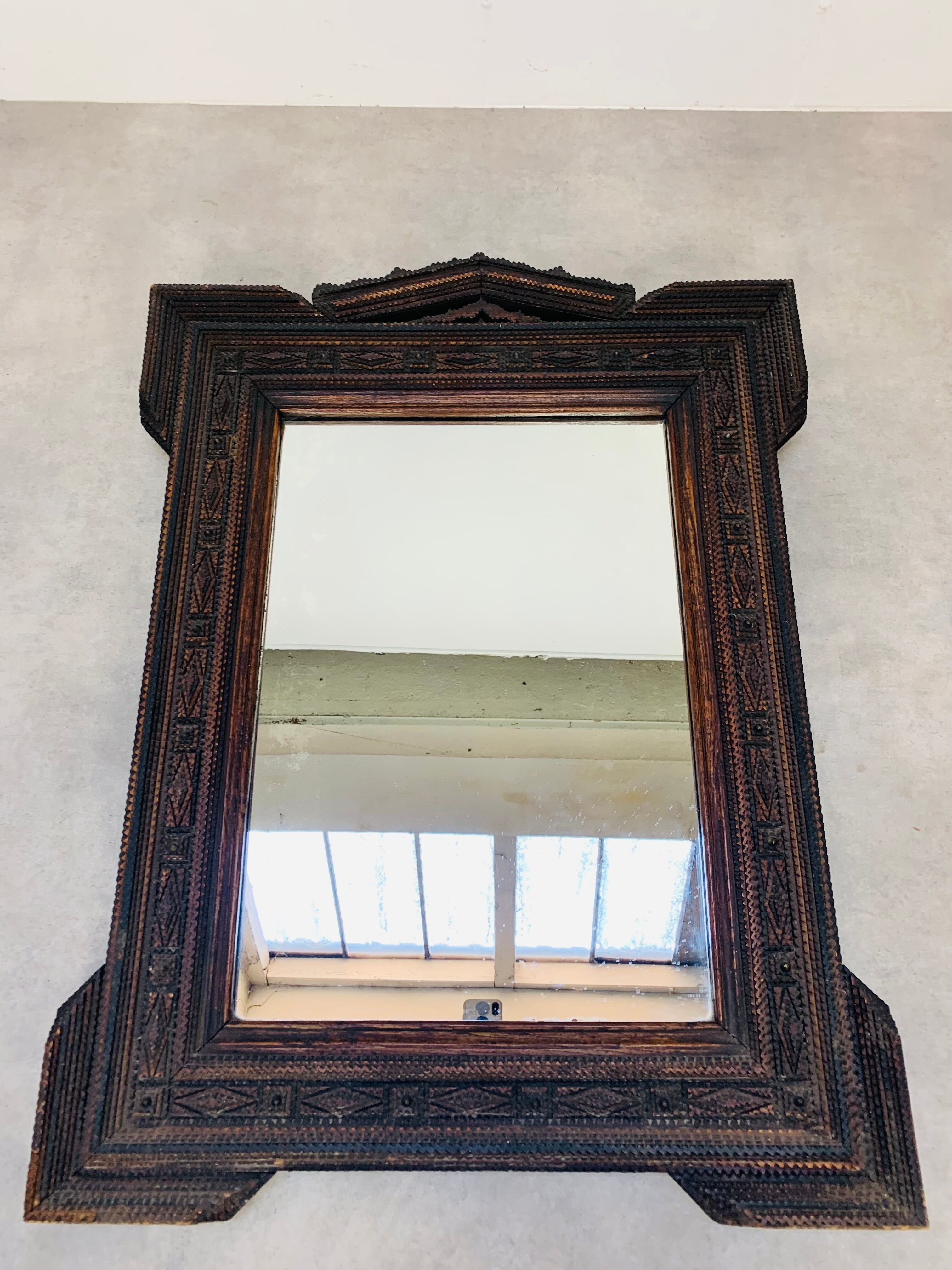 Mirror "tramp art" folk art 103 x 76 cm.