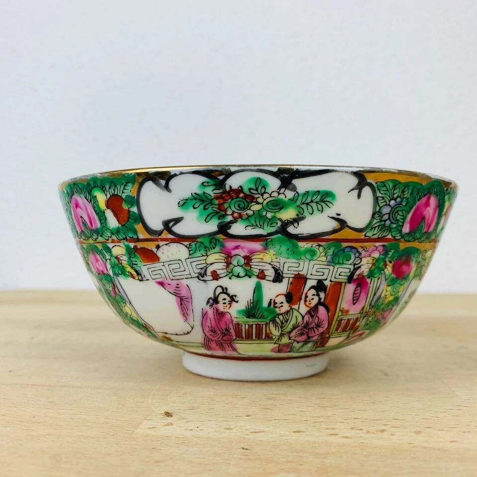 Chinese antique porcelain catchall