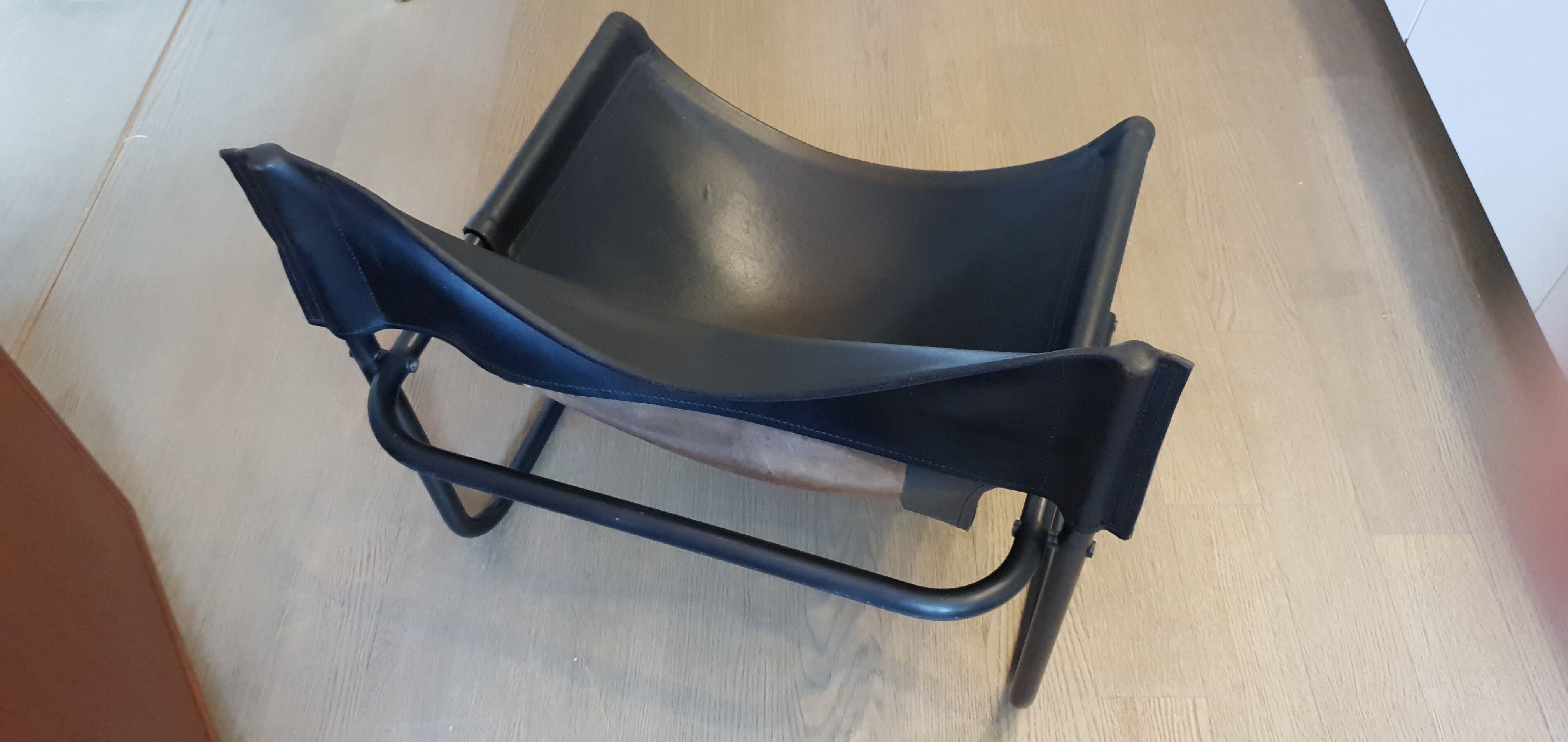 Sling T1 armchair by Rodney Kinsman, OMK 1965