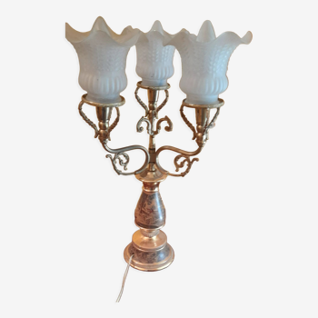 Table lamp with 3 tulipes