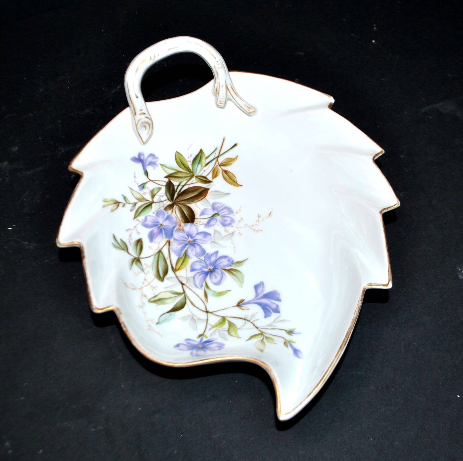 Meissen ravier coupelle décor fleurs peint en porcelaine signé Meissen