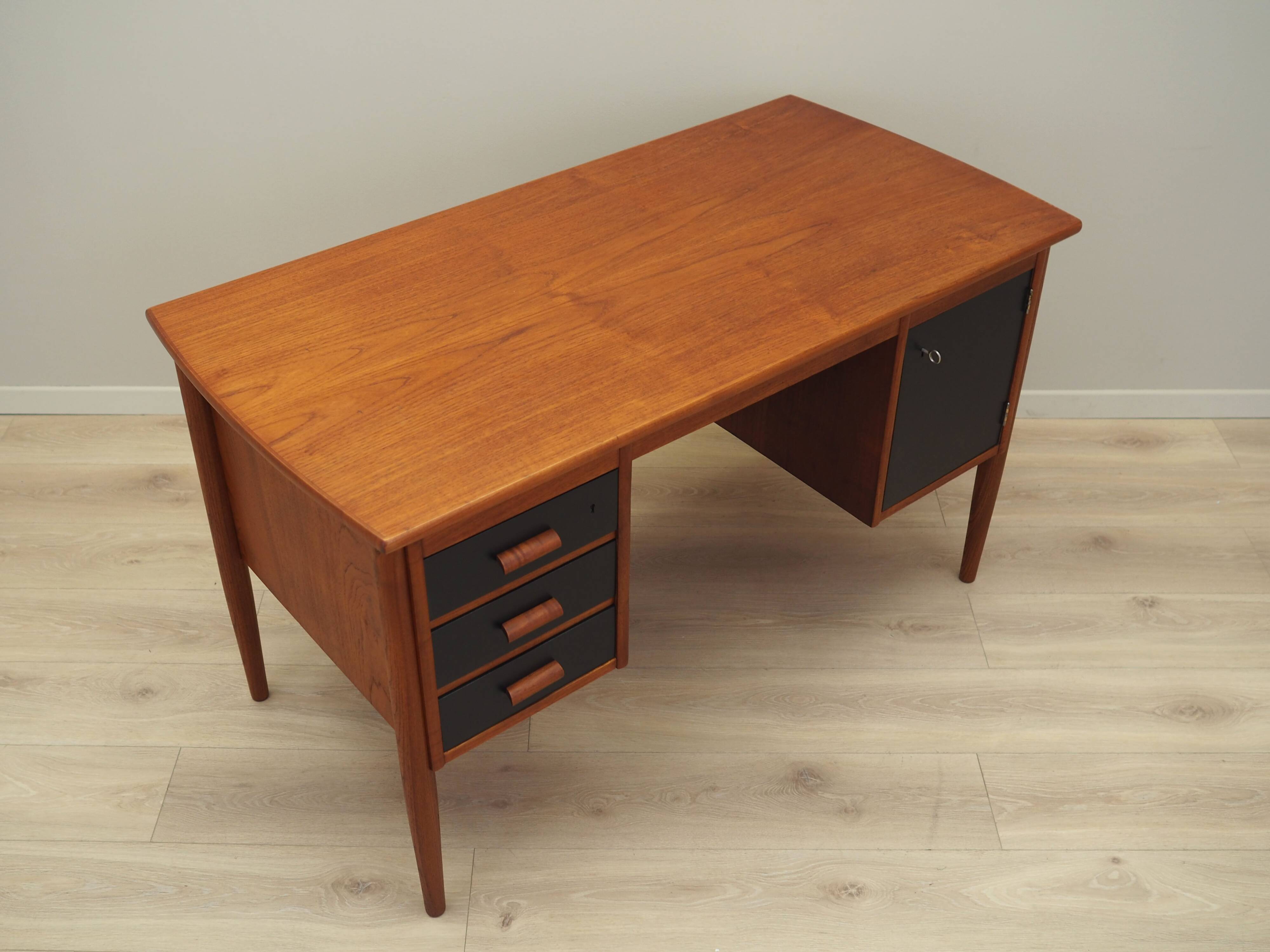 Teak desk, Danish design, 1970s, made in Denmark