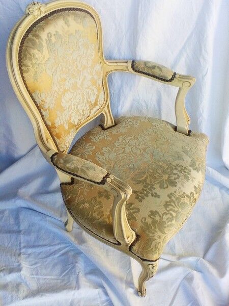 Armchair Louis XV style