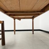 Walnut silk table 1900