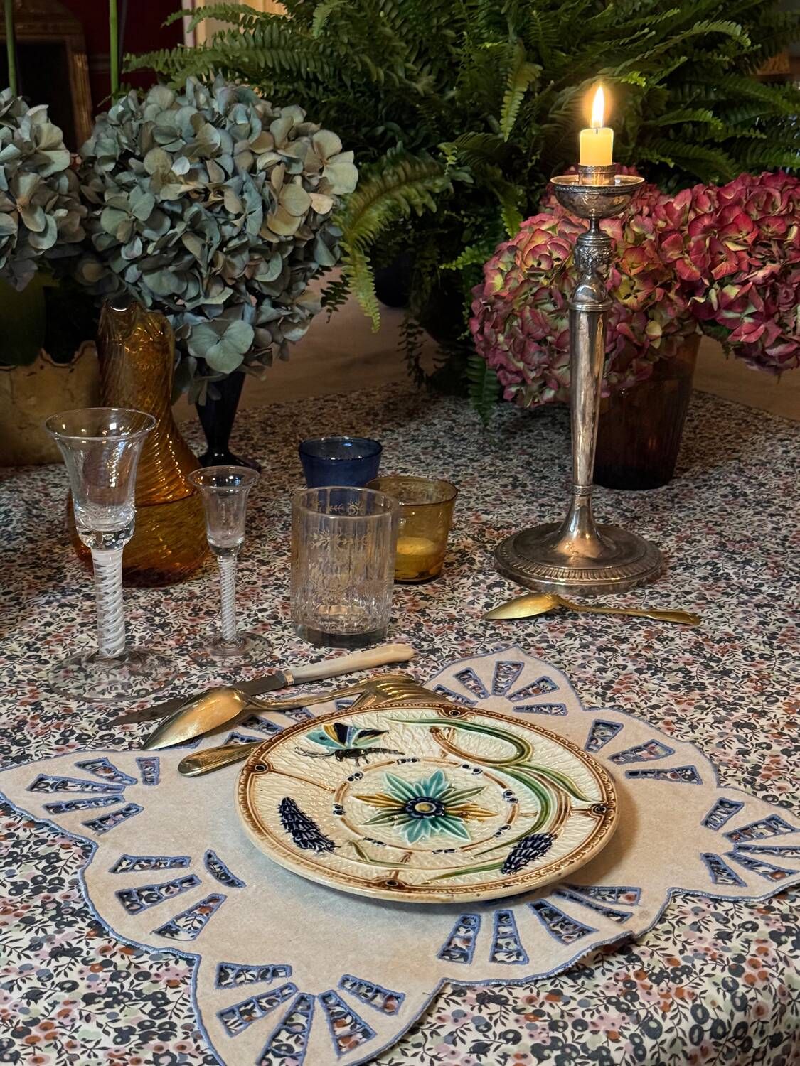 Set of 10 late 19th century dessert plates in barbotine, Wasmuel