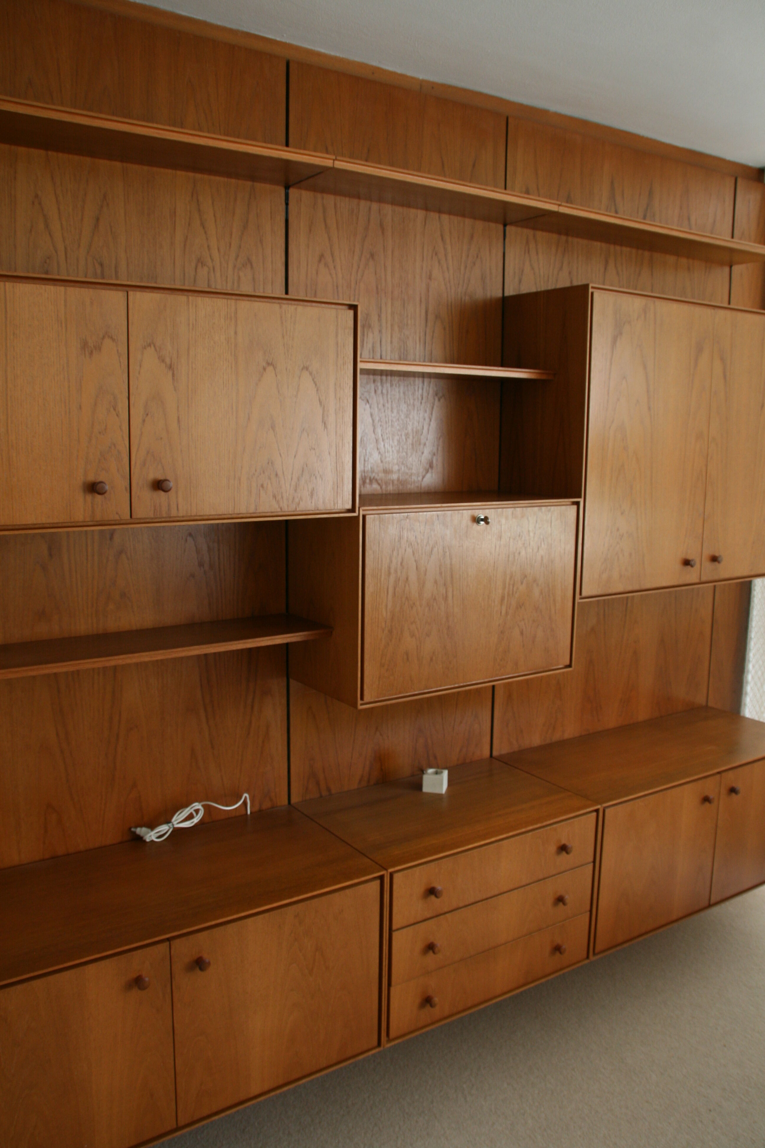 Vintage danish design wall unit by Hulsta